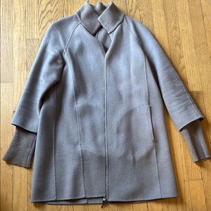 Gray/tan cashmere Women's Coat with knit collar and cuffs